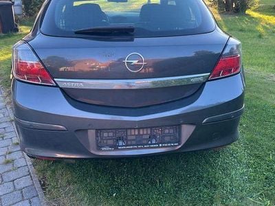 Opel Astra GTC