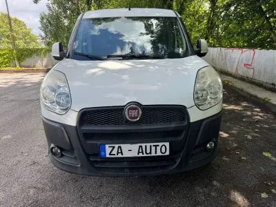 Gebraucht Fiat Doblò 90 PS (66 kW) 2015 Weiß Van / Kleinbus
