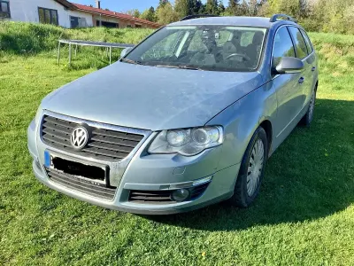 Gebraucht VW Passat 140 PS (102 kW) 2011 Blau Kombi