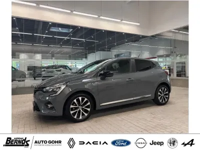 Gebraucht Renault Clio Business 91 PS (66 kW) 2022 Grau Kleinwagen