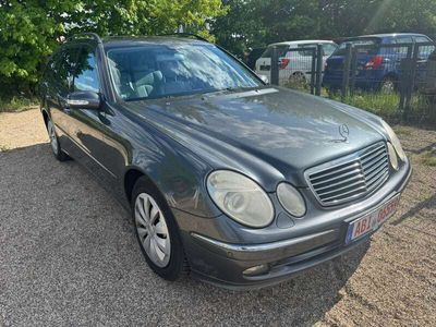 Mercedes E320
