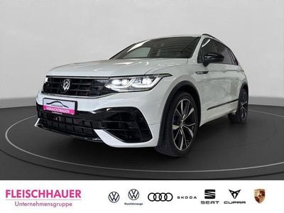 Gebraucht VW Tiguan Design 320 PS (235 kW) 2024 Oryxweiß perlmutteffekt SUV