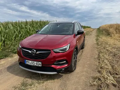 Gebraucht Opel Grandland X S 181 PS (133 kW) 2021 Rot SUV