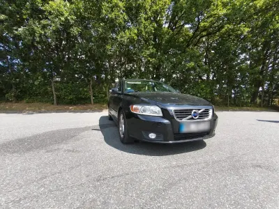 Gebraucht Volvo V50 114 PS (83 kW) 2011 Schwarz Kombi