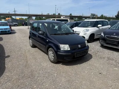 Gebraucht Fiat Panda Active 69 PS (50 kW) 2011 Blau Kleinwagen