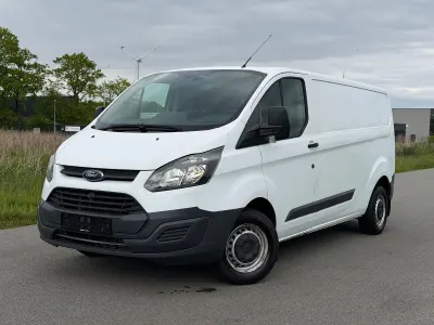 Käytetty Ford Transit Custom