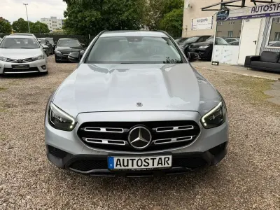 Gebraucht Mercedes E220 All-Terrain AMG 194 PS (142 kW) 2021 Grau Kombi