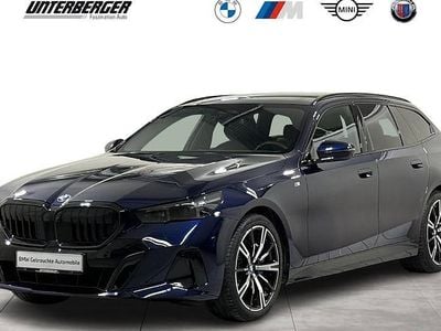 Blau Gebraucht 2025 BMW 540 Comfort Edition Kombi | 67.890 € (Superpreis)