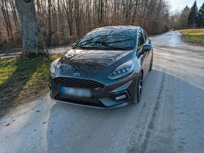 Grau Gebraucht 2020 Ford Fiesta Performance Edition Kleinwagen | 16.900 € (Fairer Preis)