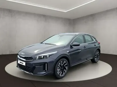 Neu Kia XCeed 150 PS (110 kW) 2026 Pentametal met. SUV
