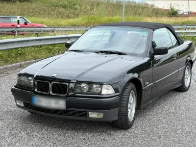 Gebraucht BMW 320 Cabriolet 156 PS (114 kW) 1996 Schwarz Cabrio