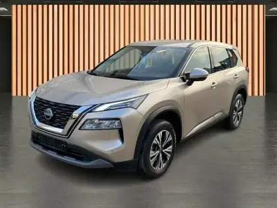 Gebraucht Nissan X-Trail Acenta 163 PS (119 kW) 2023 Silber champagne silver metallic (metallic) SUV