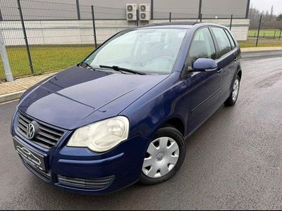 Blau Gebraucht 2005 VW Polo Comfortline Kleinwagen | 2.690 € (Etwas zu teuer)
