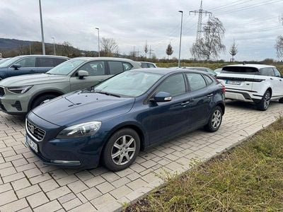 Gebraucht Volvo V40 Kinetic 114 PS (83 kW) 2013 Blau Limousine