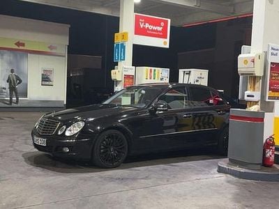 Mercedes E280