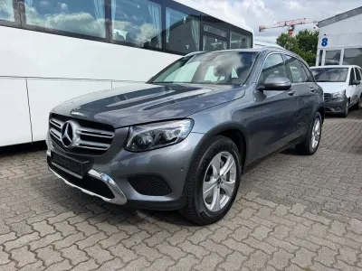 Gebraucht Mercedes GLC250 204 PS (150 kW) 2018 Grau (metallic) SUV