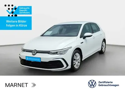 Gebraucht VW Golf VIII R-line 150 PS (110 kW) 2024 Pure white Limousine