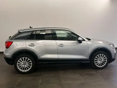 Usata Audi Q2 116 CV (85 kW) 2018 Argento SUV