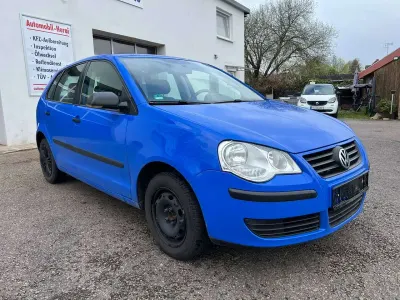 Gebraucht VW Polo Trendline 60 PS (44 kW) 2009 Summer blue Kleinwagen