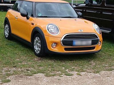 Second-hand Mini ONE 75 CP (55 kW) 2015 Portocaliu Hatchback