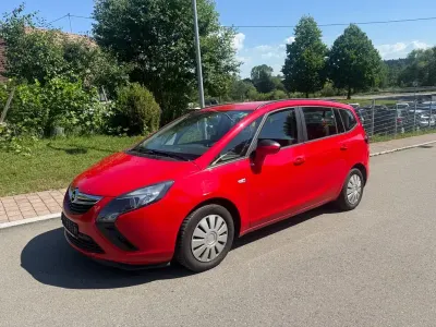 Gebraucht Opel Zafira Tourer S 131 PS (96 kW) 2012 Rot Van / Kleinbus