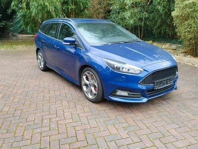 Gebraucht Ford Focus ST 250 PS (183 kW) 2015 Blau Kombi