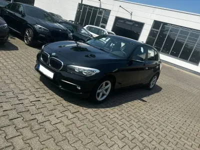 Gebraucht BMW 116 Advantage 109 PS (80 kW) 2016 Schwarz Kleinwagen