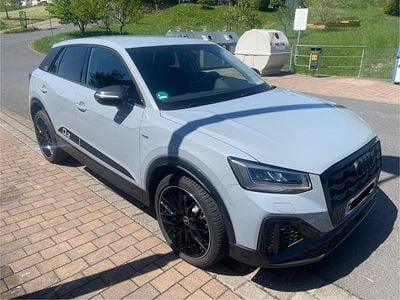 Gebraucht Audi Q2 S-Line 150 PS (110 kW) 2021 Grau SUV