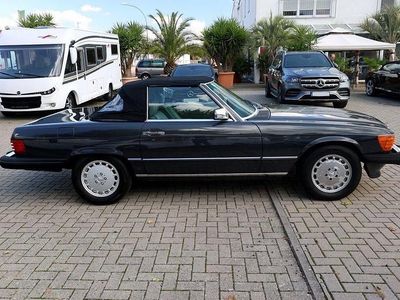 Blau Gebraucht 1987 Mercedes 560 Cabrio | 22.990 €