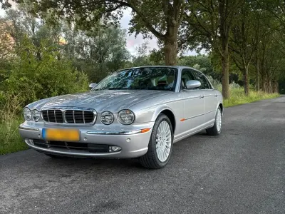 Gebraucht Jaguar XJL 2005 Silber Limousine