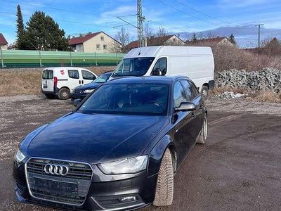 Grau Gebraucht 2012 Audi A4 S-Line Kombi | 9.990 € (Fairer Preis)