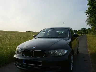 Gebraucht BMW 118 143 PS (105 kW) 2008 Schwarz Kleinwagen