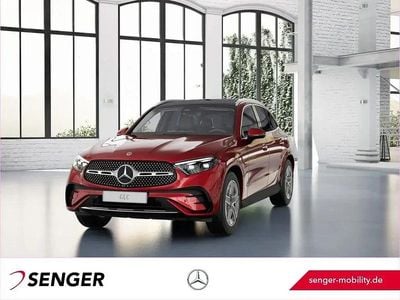 Gebraucht Mercedes GLC300 AMG 269 PS (197 kW) 2023 Rot