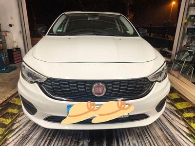 Weiß Gebraucht 2016 Fiat Tipo Limousine | 7.500 € (Superpreis)
