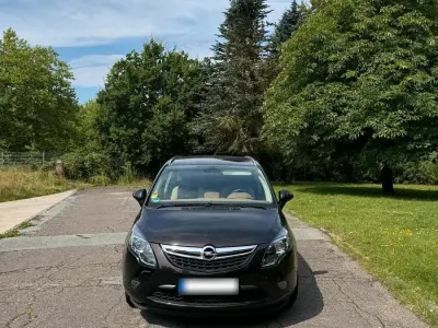 Gebraucht Opel Zafira Tourer Innovation 140 PS (102 kW) 2013 Braun Van / Kleinbus