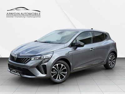 Grau Neu 2025 Renault Clio V Techno Limousine | 18.950 € (Fairer Preis)