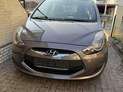Gebraucht Hyundai i20 Comfort 77 PS (56 kW) 2012 Kleinwagen