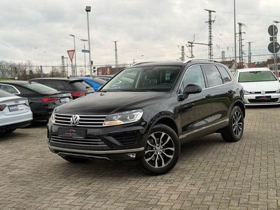 Gebraucht VW Touareg 262 PS (192 kW) 2016 Schwarz SUV