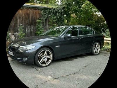 BMW 523