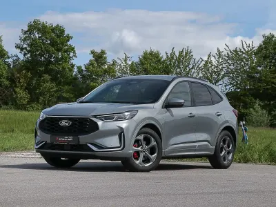 Gebraucht Ford Kuga ST-Line X 186 PS (136 kW) 2025 Silber SUV