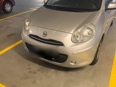 Silber Gebraucht 2012 Nissan Micra Kleinwagen | 3.000 € (Fairer Preis)