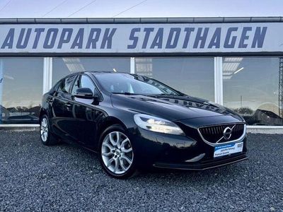 Gebraucht Volvo V40 Momentum 310 PS (228 kW) 2016 Schwarz Limousine