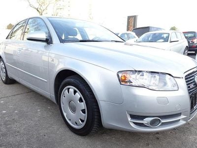 Silber Gebraucht 2007 Audi A4 Business Limousine | 6.990 € (Etwas zu teuer)