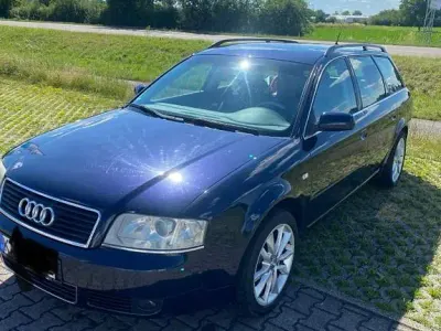 Gebraucht Audi A6 150 PS (110 kW) 2004 Blau Kombi