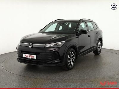 Gebraucht VW Tiguan 131 PS (96 kW) 2024 Schwarz SUV