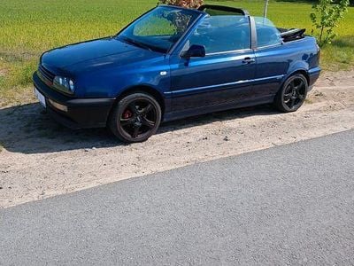 Gebraucht VW Golf Cabriolet 101 PS (74 kW) 1998 Blau Cabrio