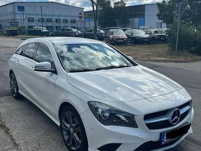 Gebraucht Mercedes CLA180 2015 Weiß Limousine