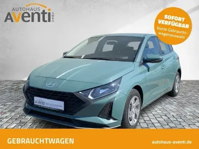 Gebraucht Hyundai i20 Select 79 PS (58 kW) 2025 Grün Kleinwagen