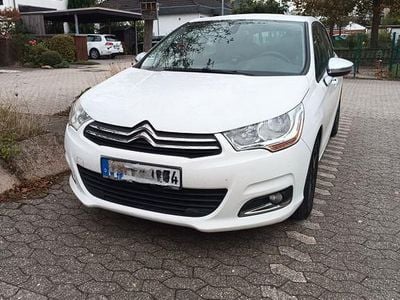 Gebraucht Citroën C4 SELECTION 114 PS (83 kW) 2013 Weiß Limousine