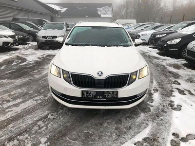 Gebraucht Skoda Octavia Style 116 PS (85 kW) 2017 Weiß Kombi